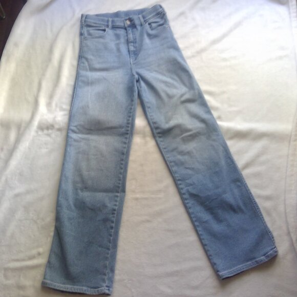 Dr. Denim Moxy Breeze Straight / Bootcut Light Wash Mid Rise Gorg Denim Jeans - Picture 4 of 8